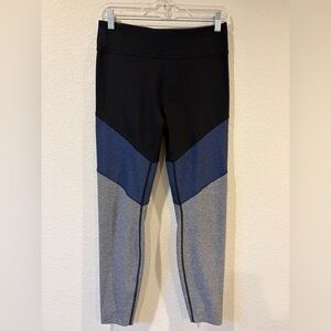 Outdoor Voices Women’s Black, Blue and Grey Color Block 7/8 Springs Leggings - M